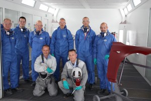 02-glasurit_tesla_formation