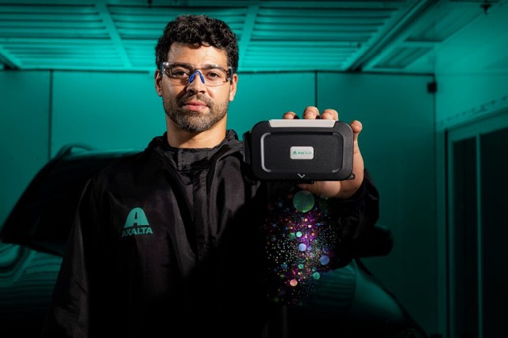 Le spectrophotomètre Axalta Irus Scan.