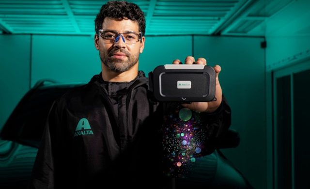 Le spectrophotomètre Axalta Irus Scan.