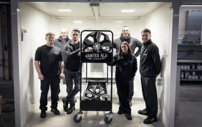 L'équipe jantes alu Services de la Roche-sur-Yon.