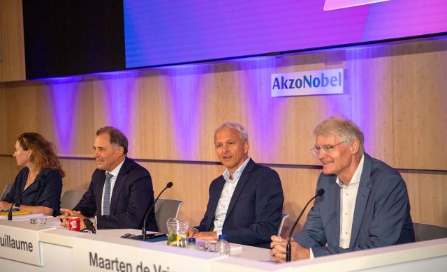 Les actionnaires d'Akzo Nobel votent en faveur de la fusion avec Axalta.