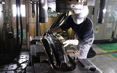 Nissan fibre de carbone grande série