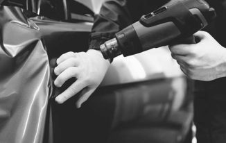 Les formations certifiantes constituent un gage de compétences et d’exigence pour les futurs professionnels. Crédit : FMD France.com