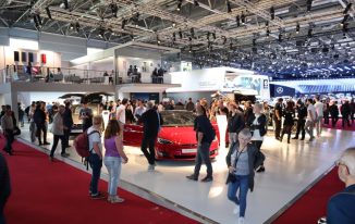 Mondial Auto 2018 stand Tesla